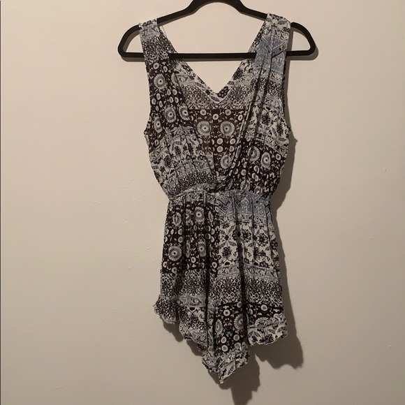 Romper - Picture 2 of 2